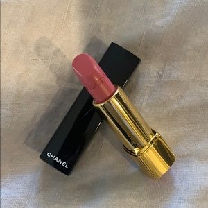 CHANEL Makeup - Chanel Rouge Allure lipstick CHANEL Makeup - Chanel Rouge Allure lipstick